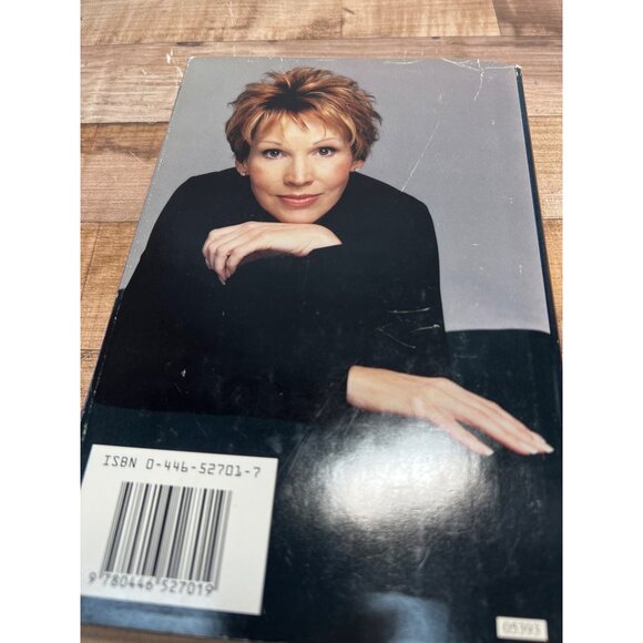 Standoff By Sandra Brown Hardcover Book - Picture 2 of 3